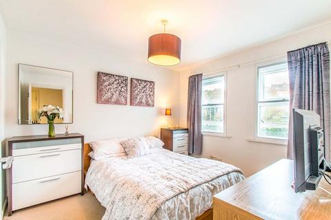 2 bedroom apartment for sale, Whitehall Croft, West Yorkshire LS12