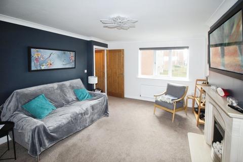 3 bedroom terraced house for sale, Meadowbrook Court, Leeds LS27