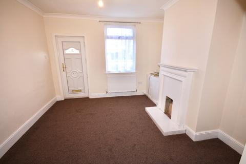 2 bedroom terraced house to rent, Barony Road, Cheshire CW5