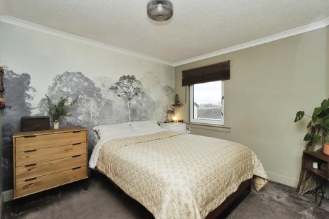 3 bedroom flat for sale, Golfdrum Street, Dunfermline KY12