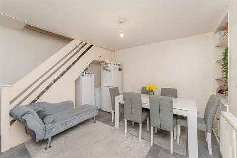 undefined, Gloucester Road, Edmonton