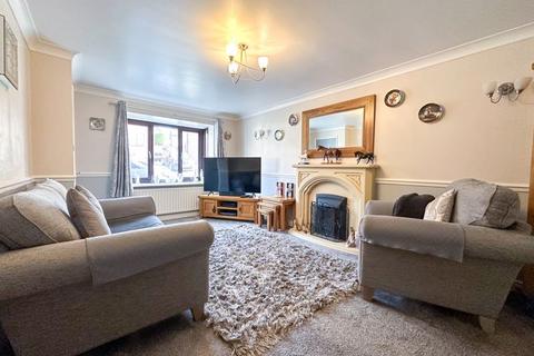 3 bedroom semi-detached house for sale, Redwing Drive, Biddulph