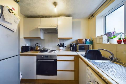 1 bedroom flat to rent, Baronson Gardens, Northampton NN1