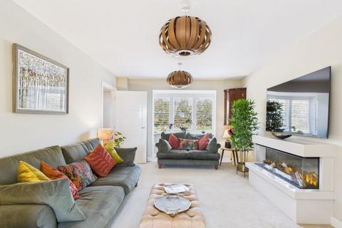 4 bedroom detached house for sale, Marston Everett Close, Great Oldbury
