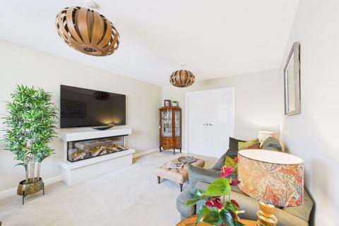 4 bedroom detached house for sale, Marston Everett Close, Great Oldbury