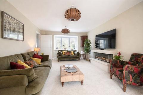undefined, Marston Everett Close, Great Oldbury