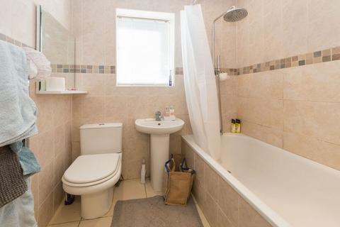 1 bedroom flat to rent, NW2