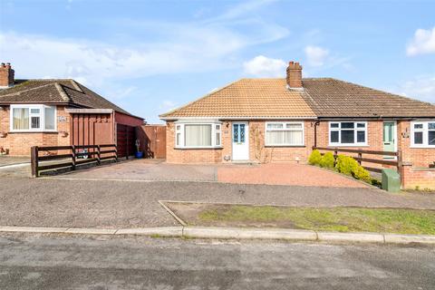 3 bedroom bungalow for sale, Lone Barn Road, Norfolk NR7