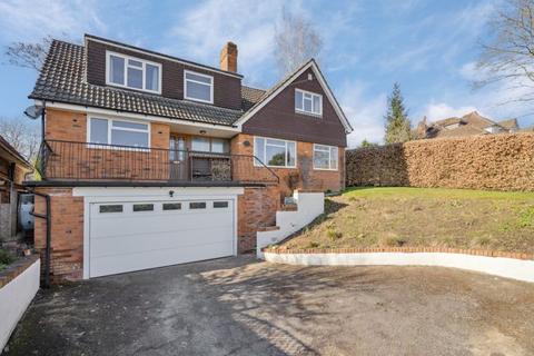 3 bedroom detached house for sale, Pinewood Road, High Wycombe HP12