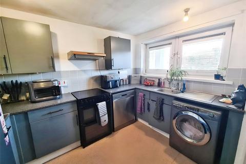 3 bedroom flat to rent, Warburton Road, Hampshire SO19