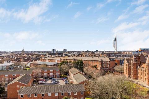 2 bedroom flat for sale, Hartford House, Old Portsmouth