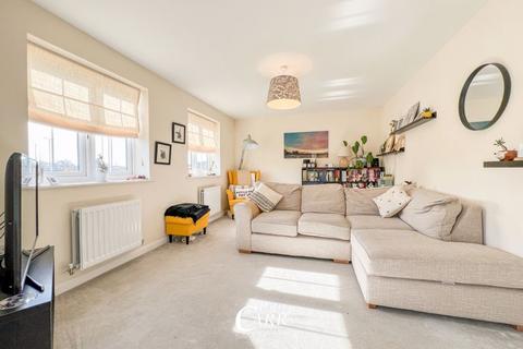 1 Hedgerow Road, Streethay, Lichfield, WS13 8SZ
