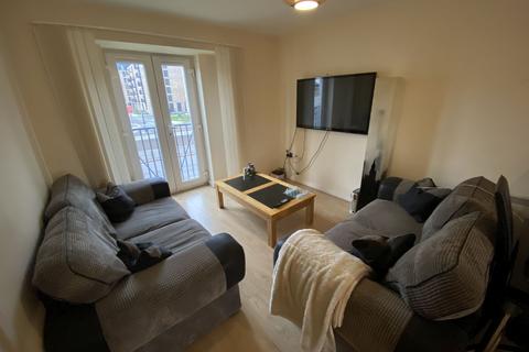 2 bedroom house share to rent, Baronet House (D), Birmingham B15