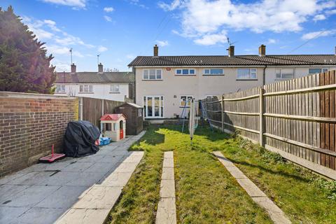 3 bedroom house for sale, Drake Road, Crawley RH10