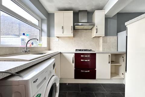 9 Brookbank Close, Aberdare, CF44 0JG