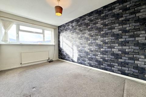 9 Brookbank Close, Aberdare, CF44 0JG