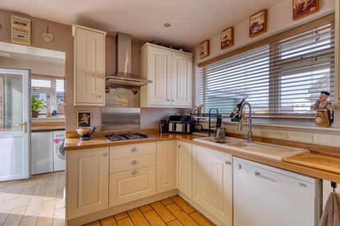 3 bedroom detached bungalow for sale, Gloucester Road, Worksop, S81