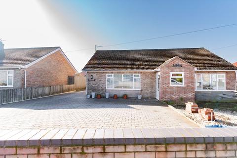 4 bedroom detached bungalow for sale, North Road, Hemsby