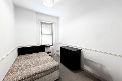 2 bedroom flat for sale, Chillingham Road, Newcastle Upon Tyne NE6