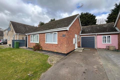 2 bedroom semi-detached bungalow for sale, Pilgrims Way, Harleston IP20