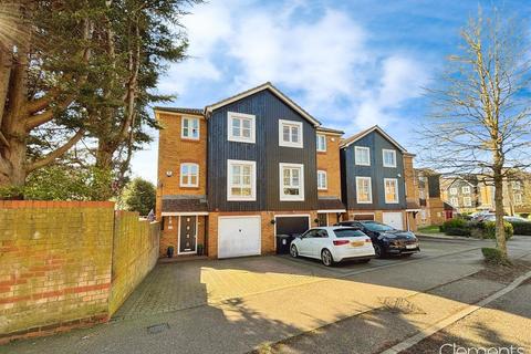 4 bedroom house for sale, Imperial Way, Hemel Hempstead HP3