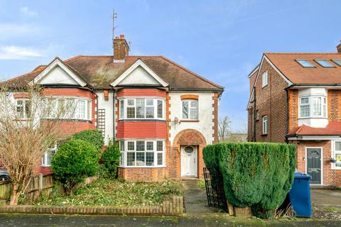 27 Singleton Scarp, London, N12 7AR