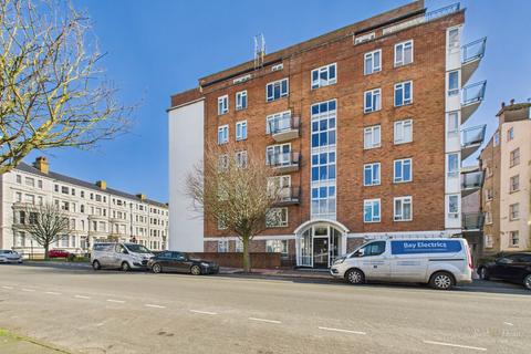 1 bedroom flat for sale, Howard Sqaure, Eastbourne