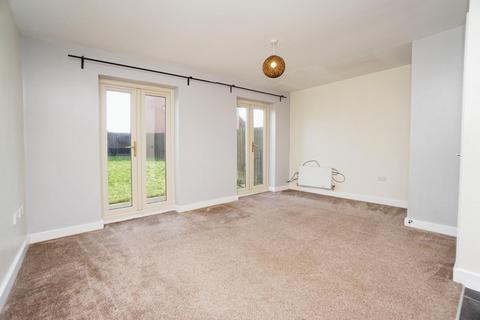 3 bedroom terraced house to rent, Carlton Gate Drive, Kiveton Park, Sheffield, S26