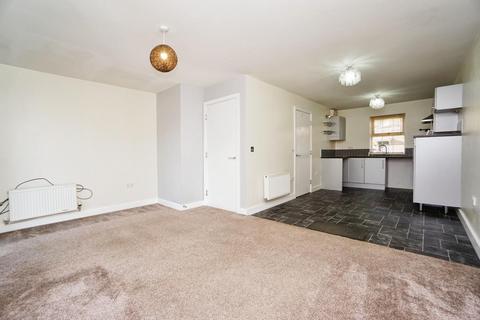 3 bedroom terraced house to rent, Carlton Gate Drive, Kiveton Park, Sheffield, S26