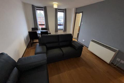 3 bedroom flat to rent, West Graham St, Glasgow G4