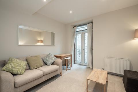 16 Dean Street, Edinburgh, EH4 1LW