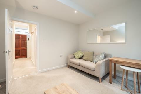 16 Dean Street, Edinburgh, EH4 1LW