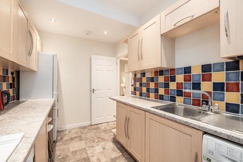 16 Dean Street, Edinburgh, EH4 1LW