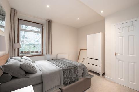 16 Dean Street, Edinburgh, EH4 1LW