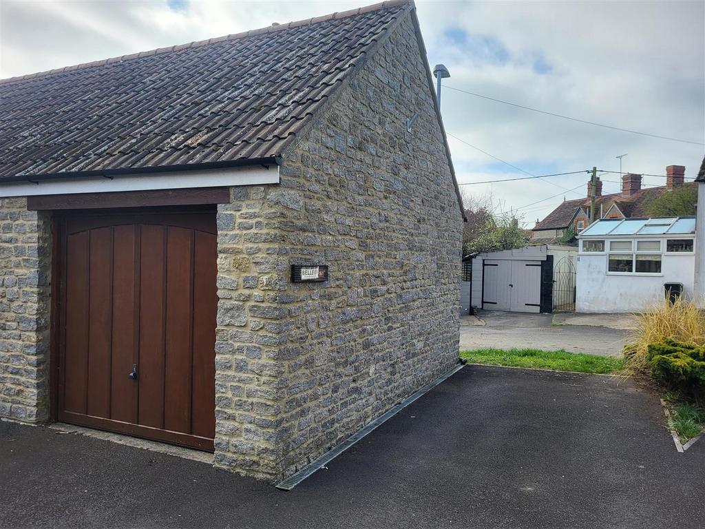 Garage and Parking