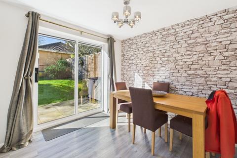 18 Acorn Way, Silverstone, Towcester, NN12 8DQ
