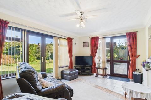 2 bedroom detached bungalow for sale, Hardy Close, Downham Market PE38