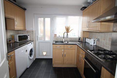 4 bedroom end of terrace house for sale, Rose Meadows, Keighley, BD22