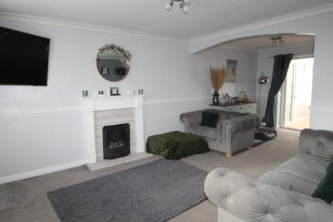 4 Rose Meadows, Keighley, BD22 6LW