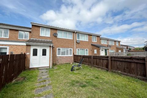 3 bedroom terraced house to rent, Potters Place, Stanley, County Durham, DH9