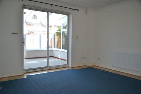 2 bedroom terraced house to rent, Woolston, Southampton, Hampshire, SO19