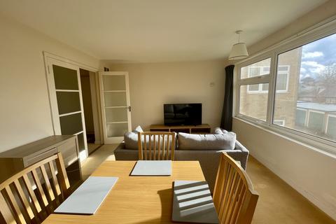 2 bedroom apartment for sale, Leatherhead