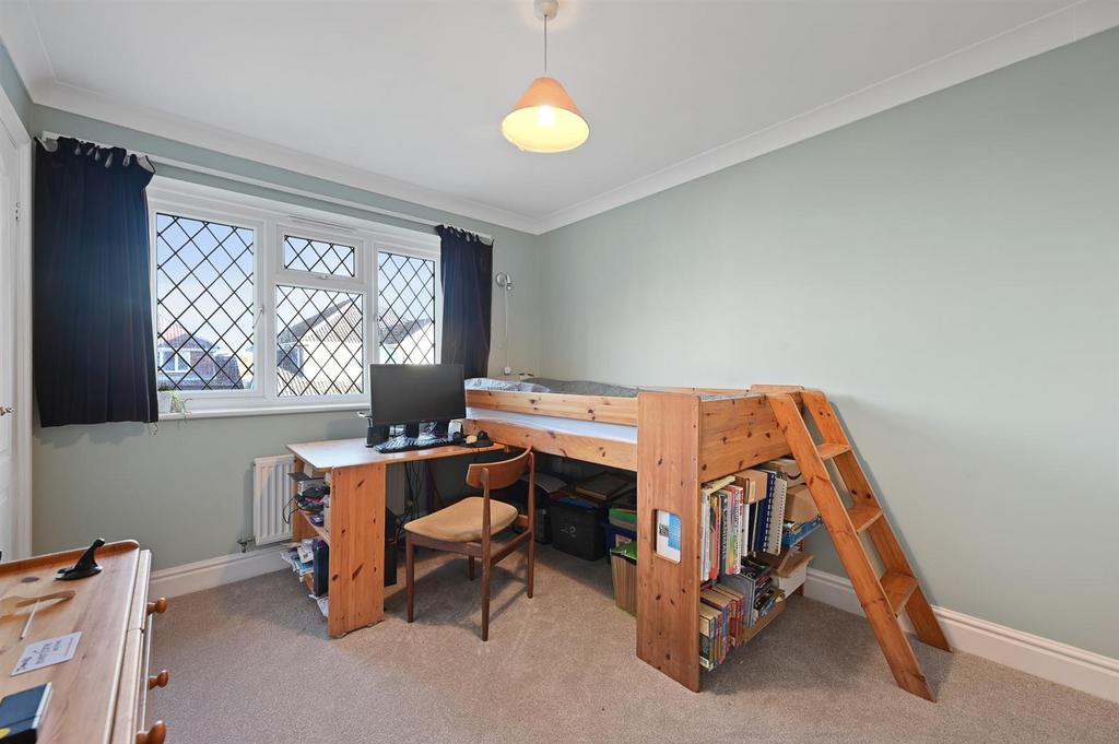 Bedroom 4.jpg