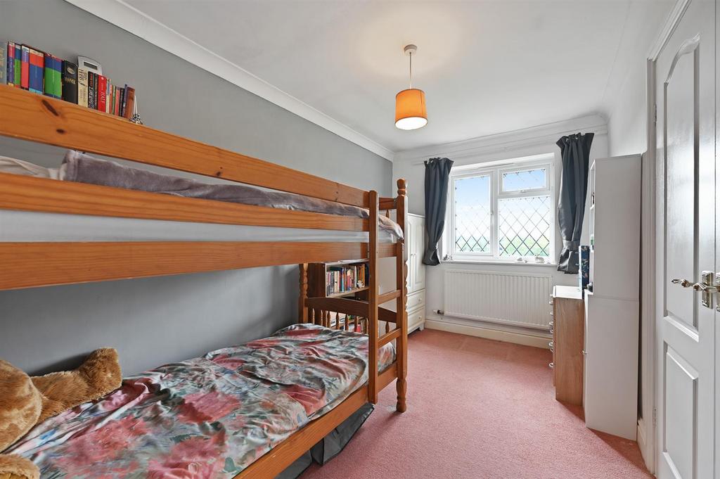 Bedroom 5.jpg