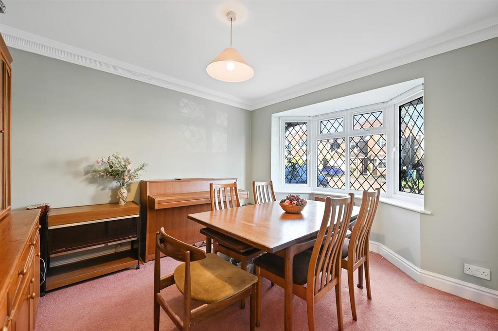 Dining Room.jpg