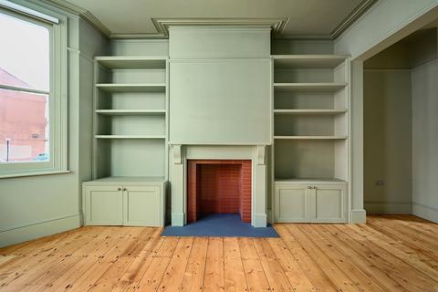 4 Exeter Street, Brighton, BN1 5PG
