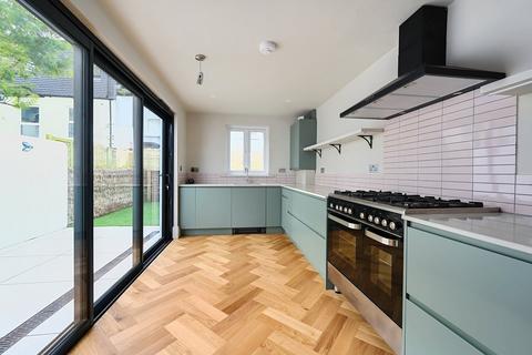 4 Exeter Street, Brighton, BN1 5PG