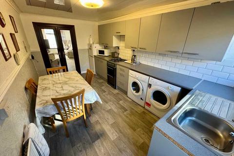 41 High Street, Tonypandy, CF40 2BH