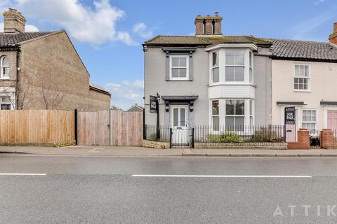 3 bedroom end of terrace house for sale, St. Johns Road, Bungay