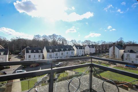 2 bedroom apartment for sale, Chandlers Field Drive, Ridgemount House, RH16